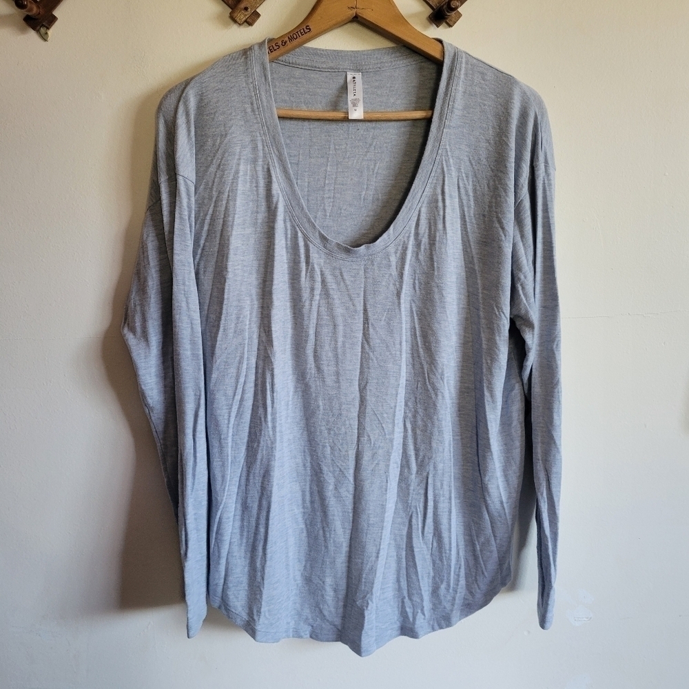 Athleta Lightweight Long Sleeve Shirt Deep Neck Blue Medium M